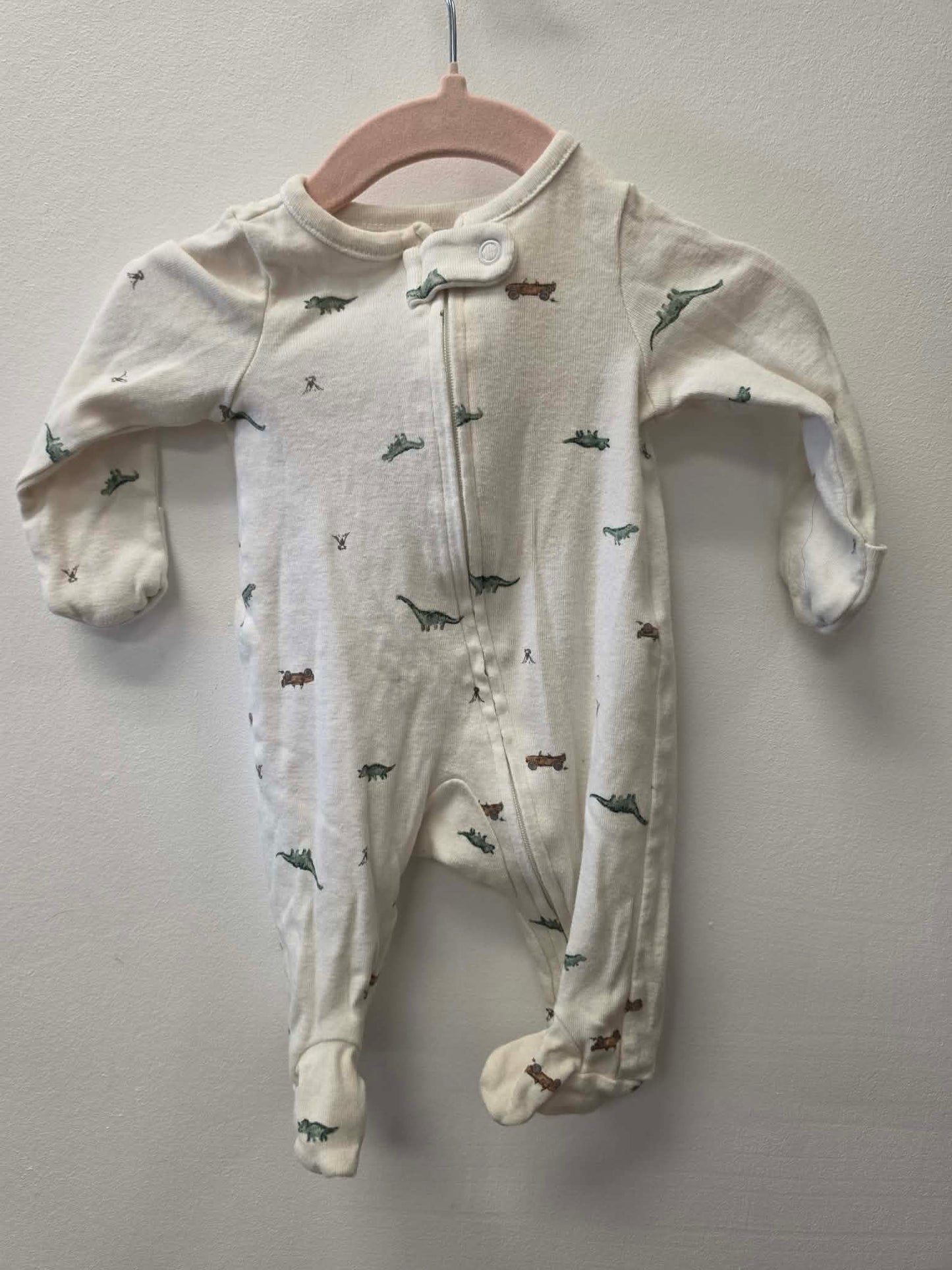 CARTERS NEWBORN DINO SLEEPER