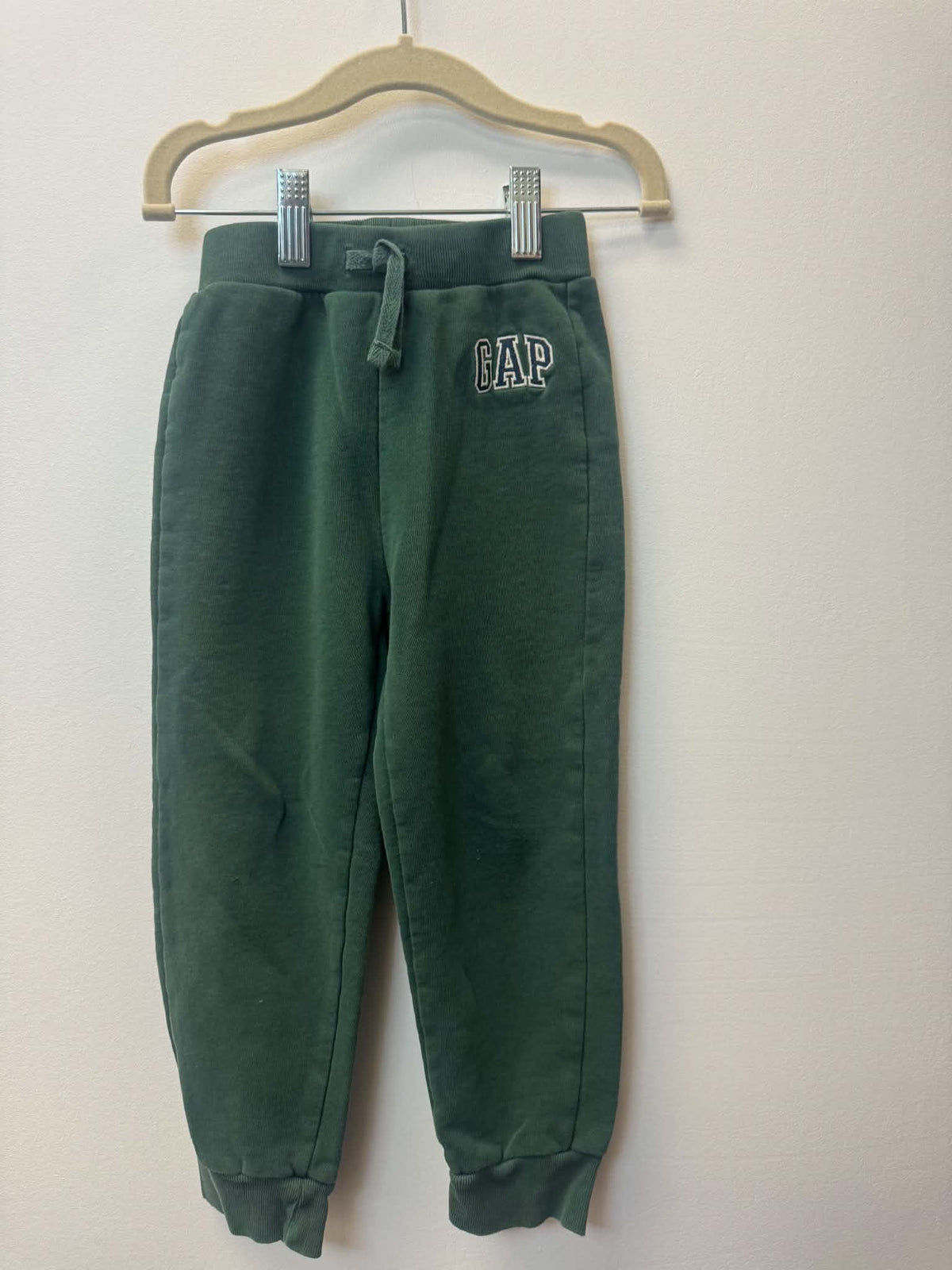 BABY GAP GREEN SWEAT PANTS SIZE 4T