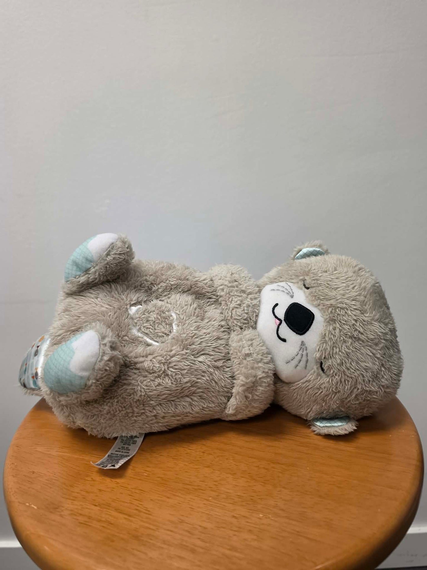 FISHER PRICE SOOTHE & SNUGGLE OTTER