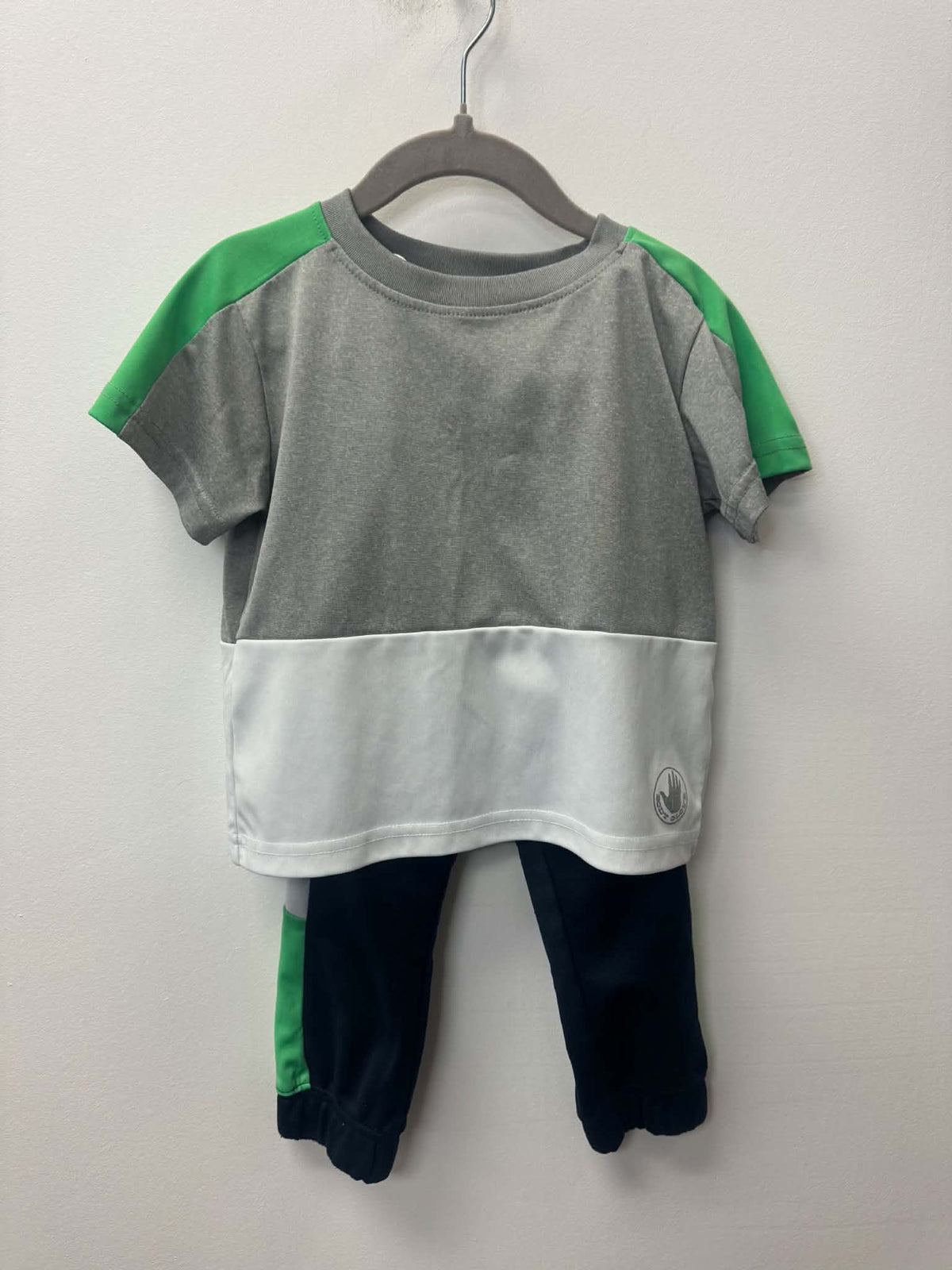 BODY GLOVE OUTFIT SIZE 24M