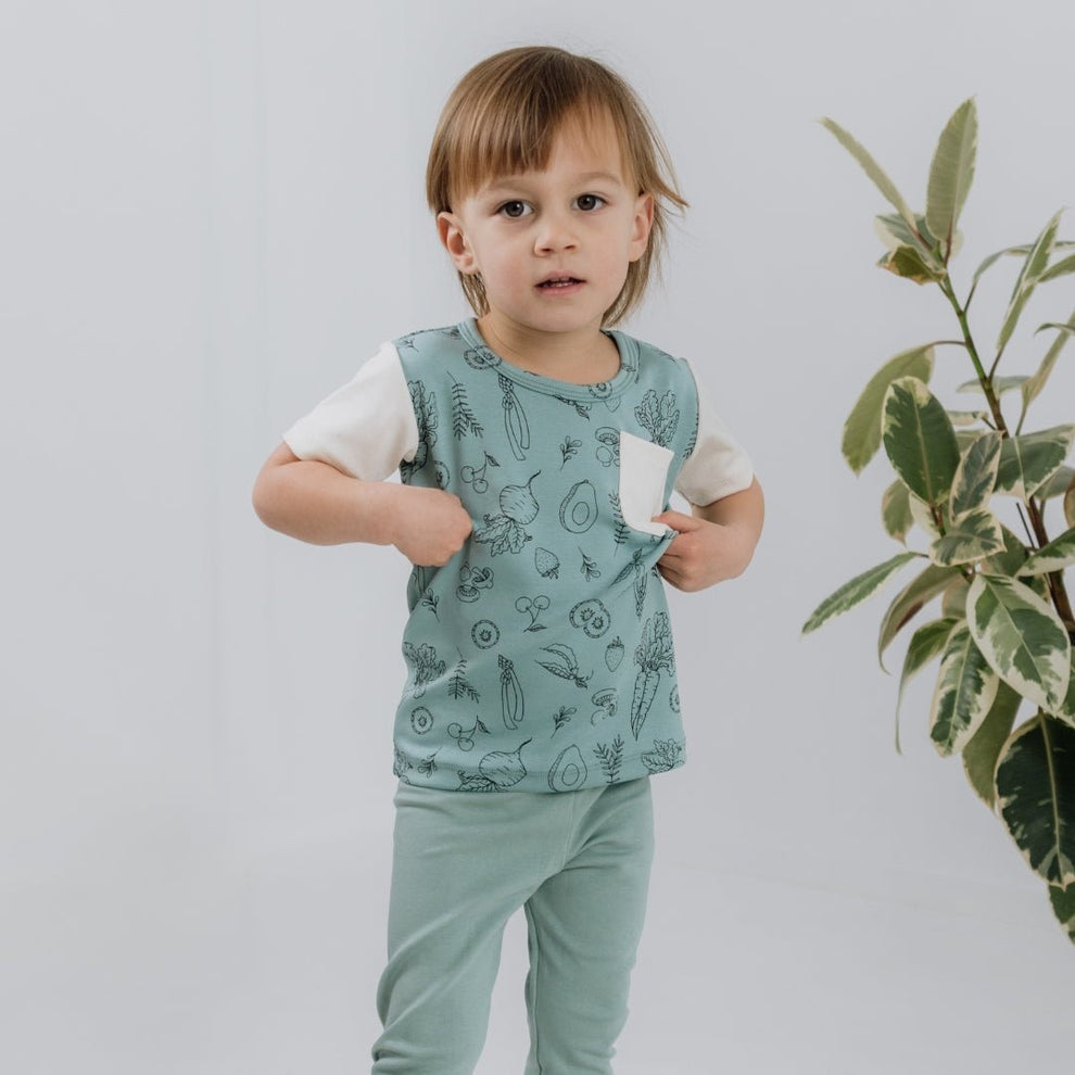 LITTLE & LIVELY BAMBOO POCKET T-SHIRT (VEGGIES)